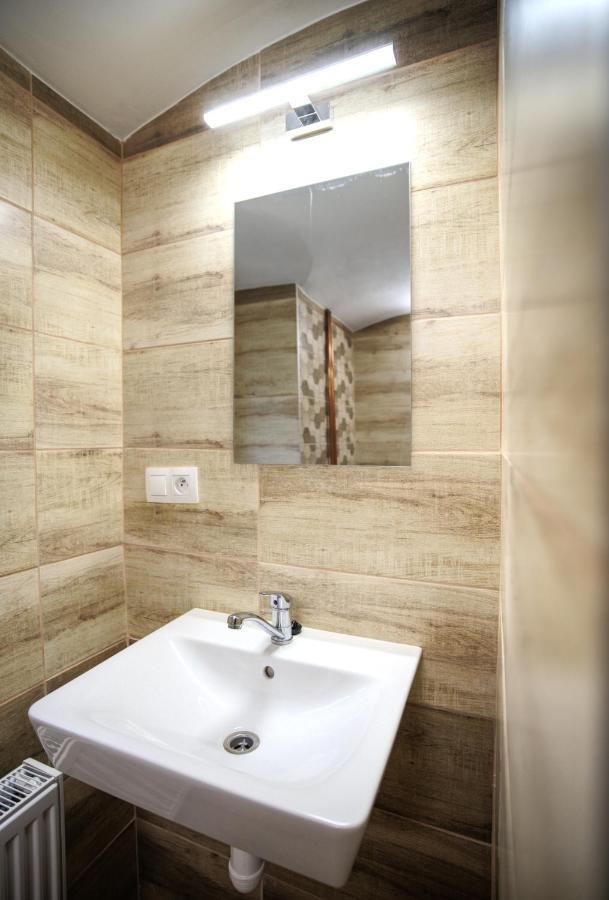 Apartmanek Mezi Kopci Appartement Jáchymov Buitenkant foto